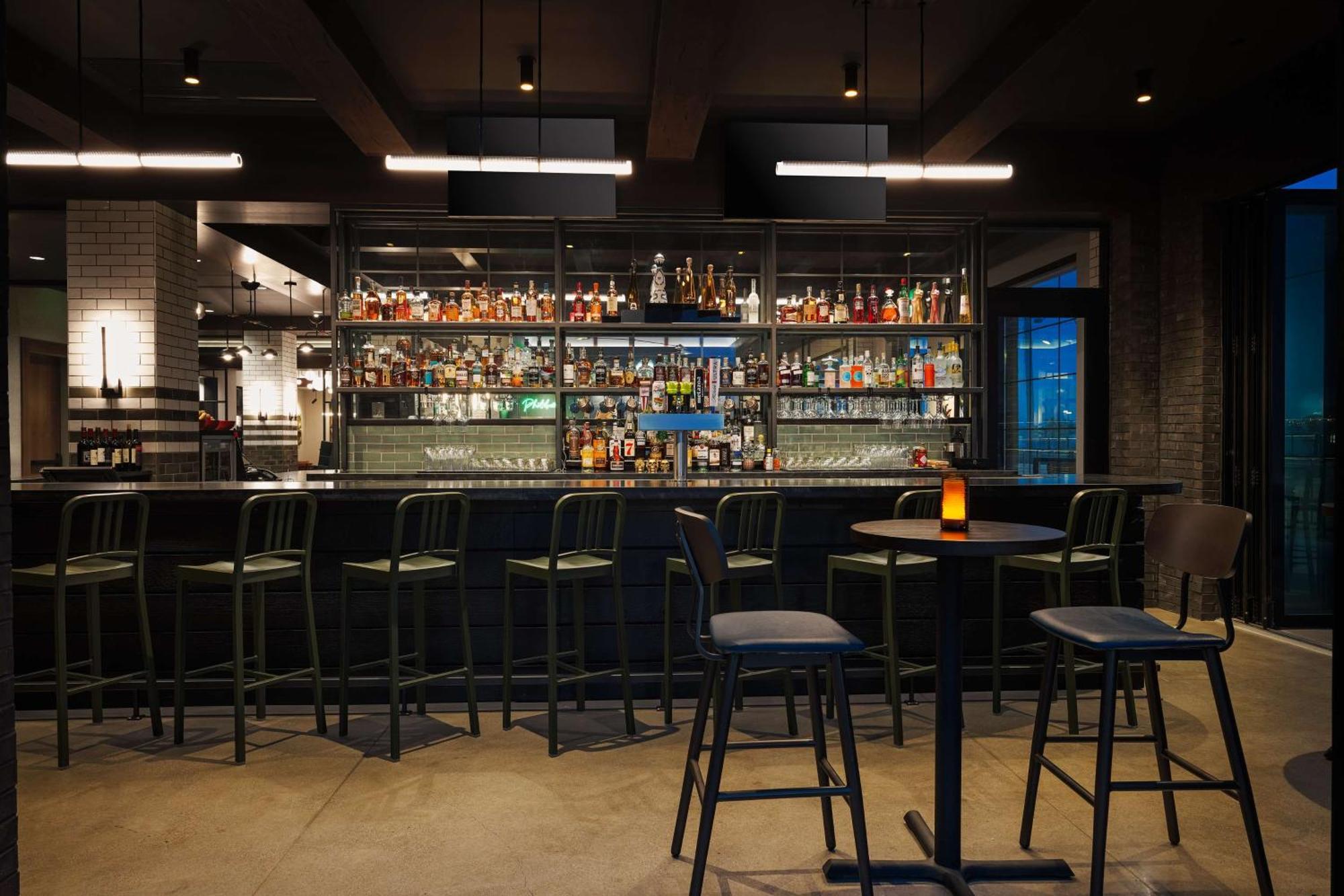 Hotel Nickel Plate Fishers, Tapestry Collection By Hilton エクステリア 写真